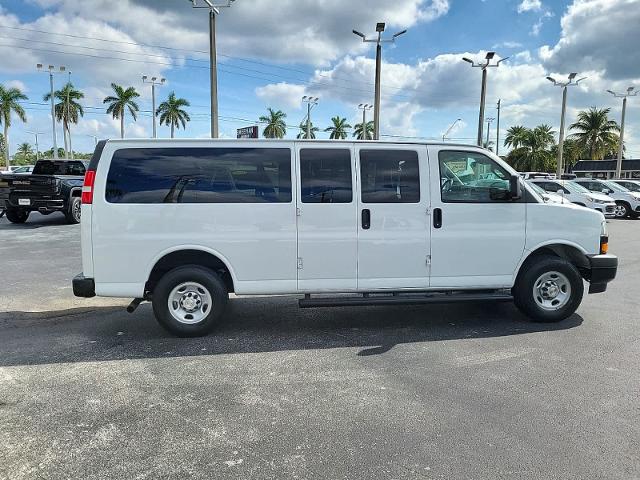 2023 Chevrolet Express Passenger 3500 Vehicle Photo in LIGHTHOUSE POINT, FL 33064-6849