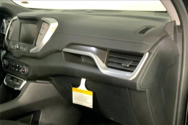 2024 GMC Terrain Vehicle Photo in KANSAS CITY, MO 64114-4545