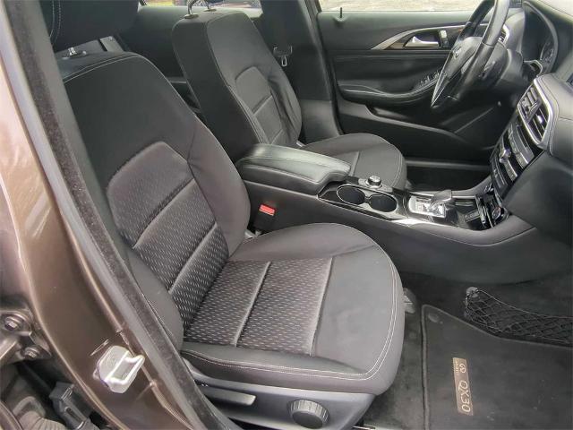 2017 INFINITI QX30 Vehicle Photo in BARTLETT, TN 38133-4101