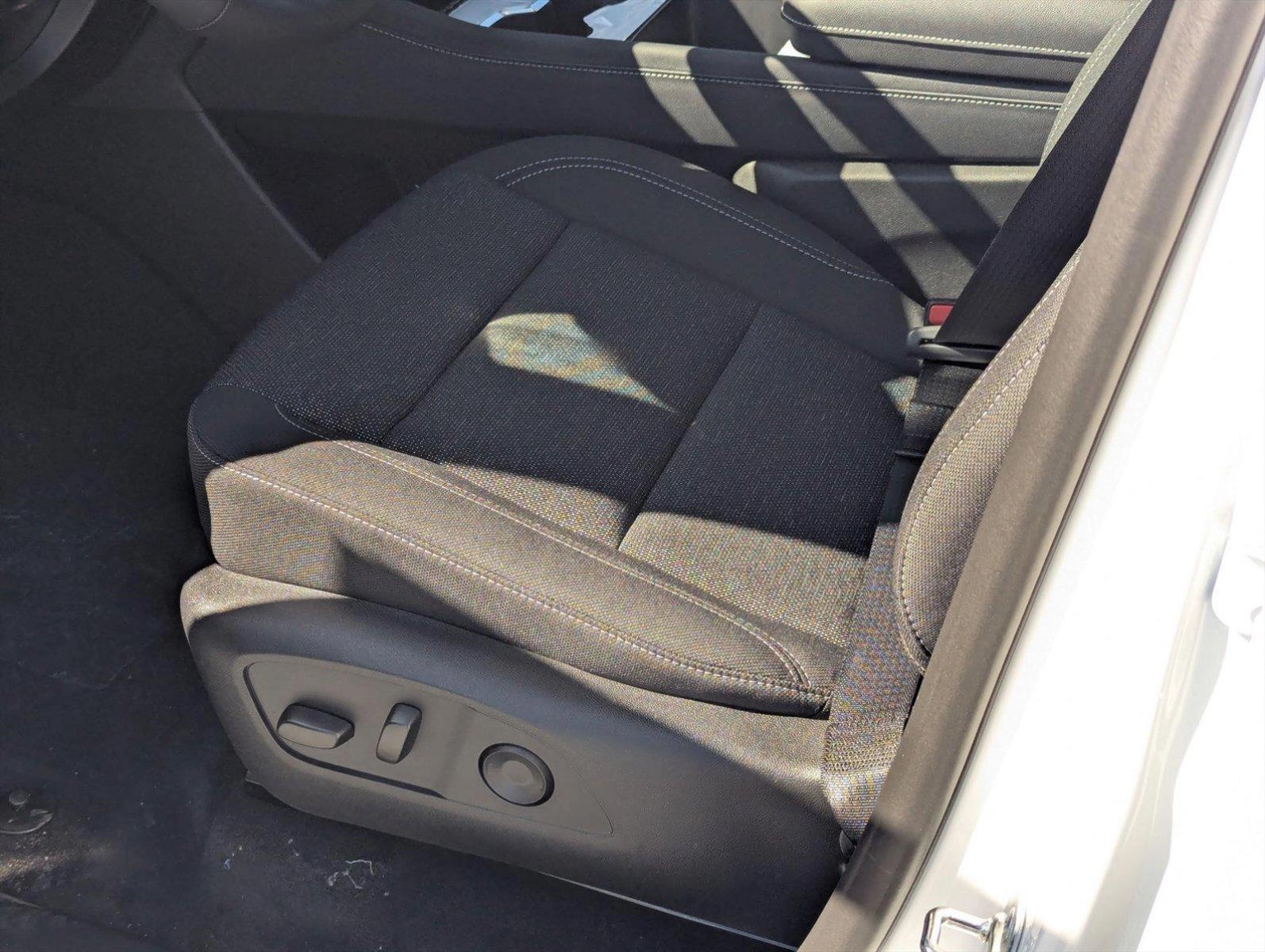 2025 Chevrolet Traverse Vehicle Photo in PEMBROKE PINES, FL 33024-6534