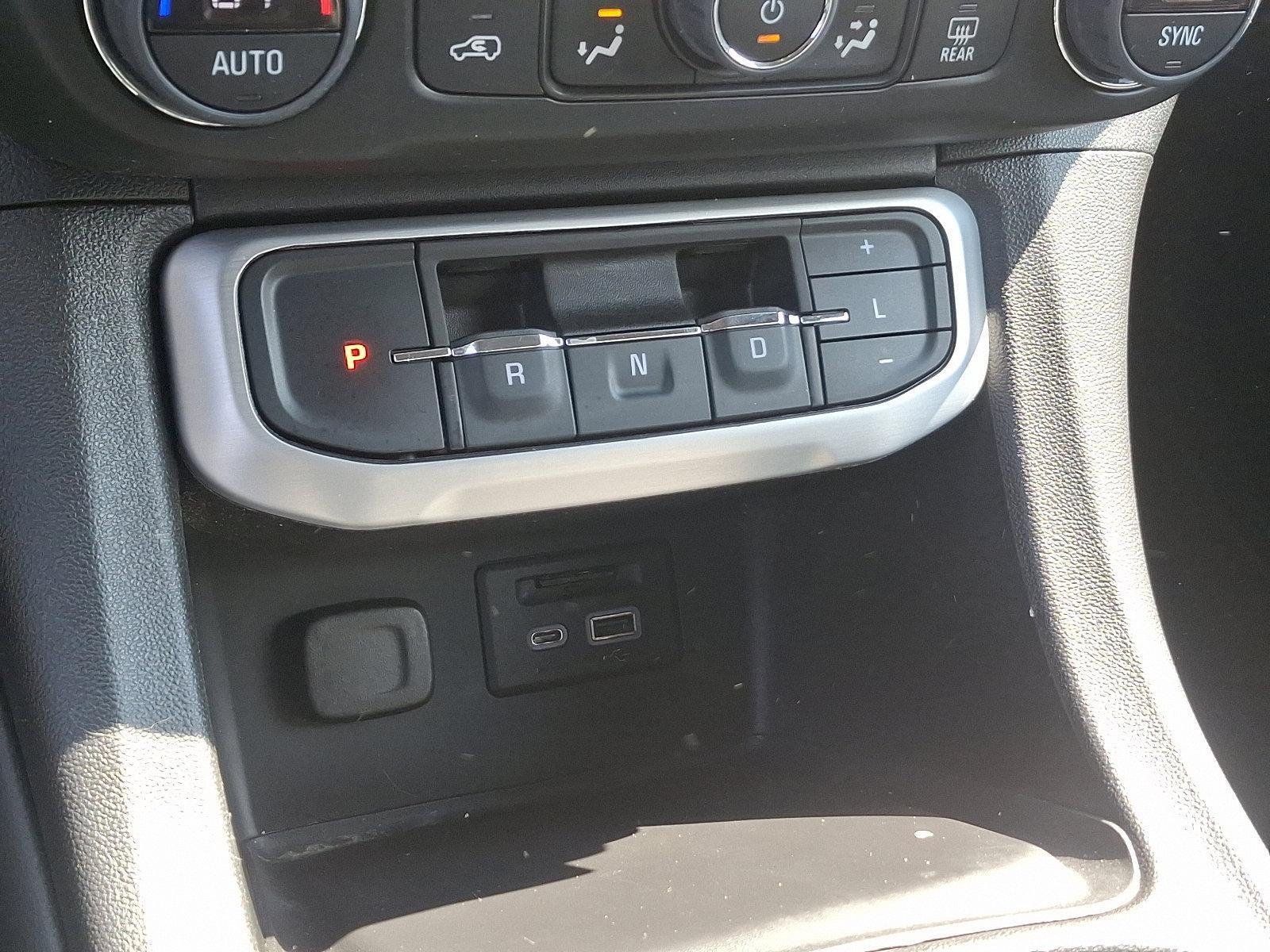 2022 GMC Acadia Vehicle Photo in Trevose, PA 19053