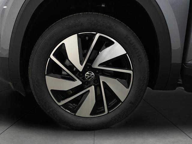2025 Volkswagen Atlas Vehicle Photo in Appleton, WI 54913