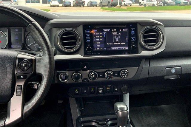 2019 Toyota Tacoma 4WD Vehicle Photo in TOPEKA, KS 66609-0000