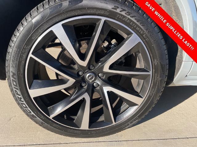 2025 Volvo XC90 Vehicle Photo in Grapevine, TX 76051