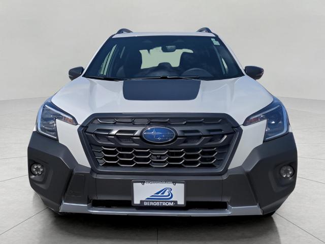 2025 Subaru Forester Vehicle Photo in Green Bay, WI 54304