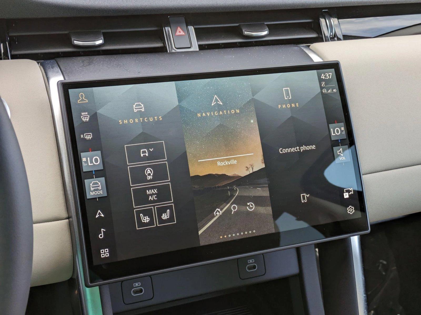 2025 Land Rover Discovery Sport Vehicle Photo in Bethesda, MD 20852