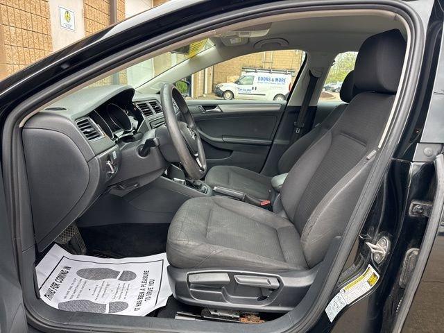 2015 Volkswagen Jetta Sedan Vehicle Photo in MEDINA, OH 44256-9631