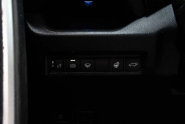 2020 Toyota RAV4 Vehicle Photo in DALLAS, TX 75235