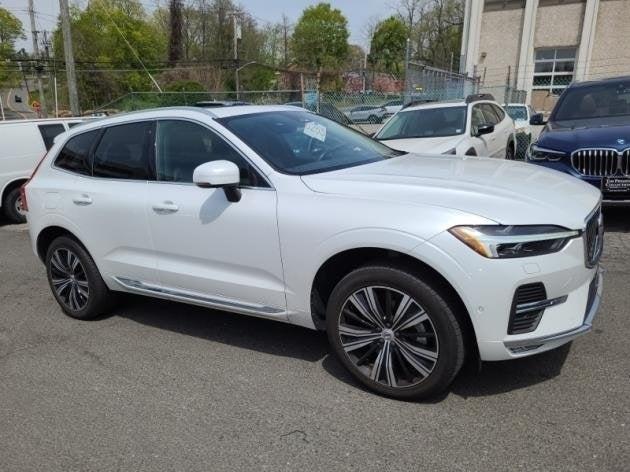 2022 Volvo XC60 Vehicle Photo in San Antonio, TX 78230