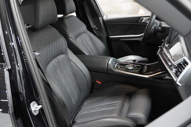 2025 BMW X7 xDrive40i Vehicle Photo in GRAPEVINE, TX 76051