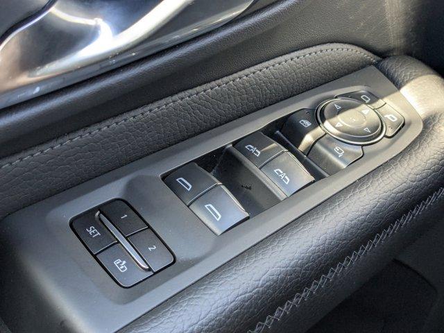 2022 GMC Yukon Vehicle Photo in BRUNSWICK, GA 31525-1881