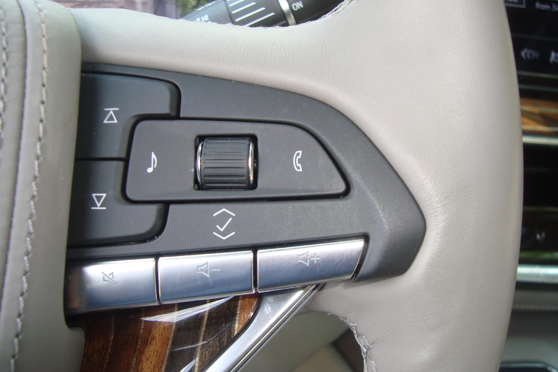 2024 Cadillac Escalade Vehicle Photo in PORTSMOUTH, NH 03801-4196