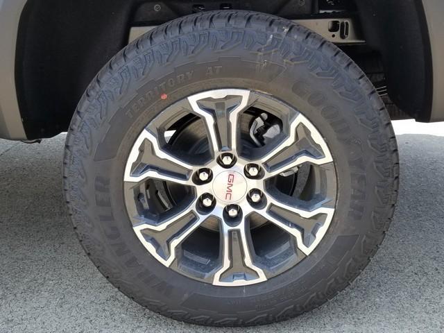2025 GMC Canyon Vehicle Photo in ELYRIA, OH 44035-6349