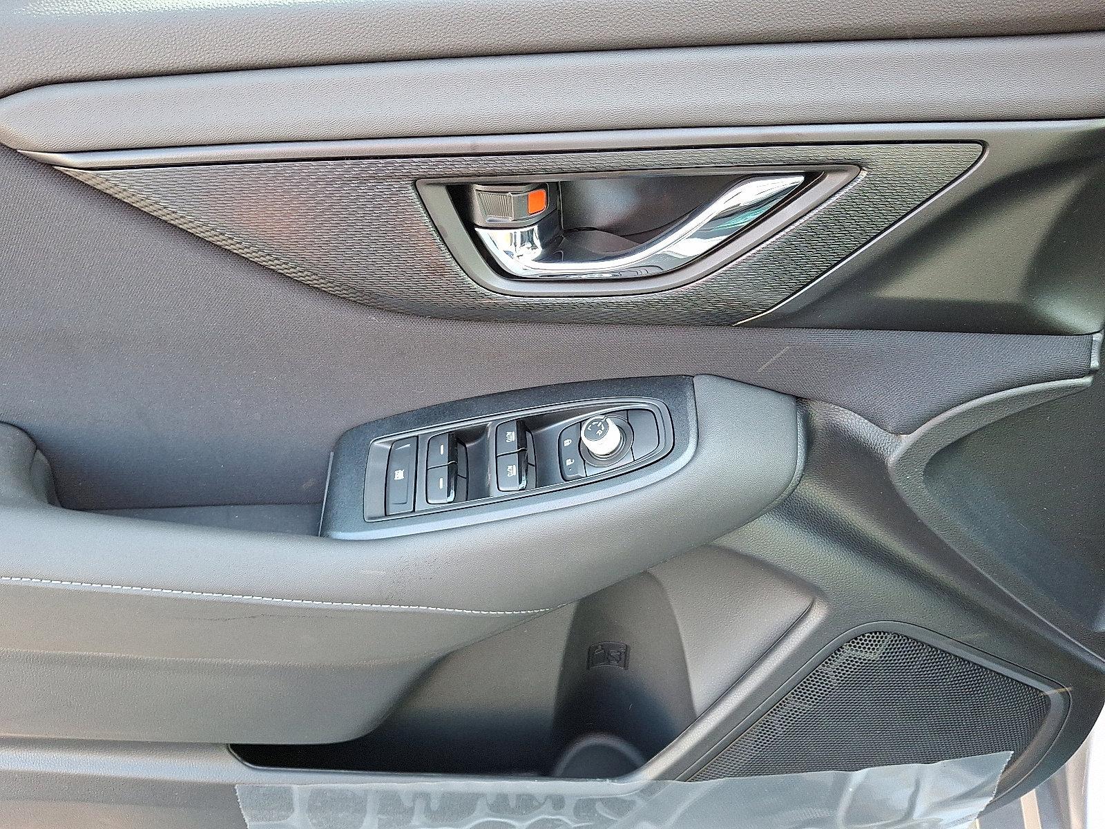 2025 Subaru Legacy Vehicle Photo in Harrisburg, PA 17111