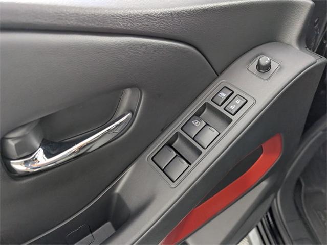 2025 Nissan Frontier Vehicle Photo in ENGLEWOOD, CO 80113-6708