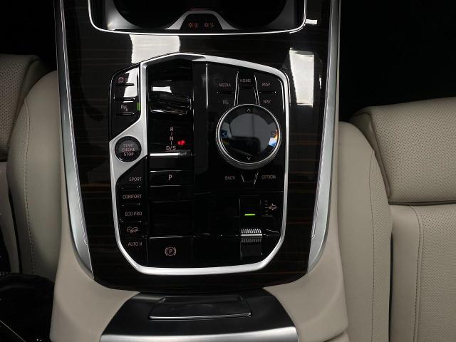 2026 BMW X7 M60i Vehicle Photo in Appleton, WI 54913