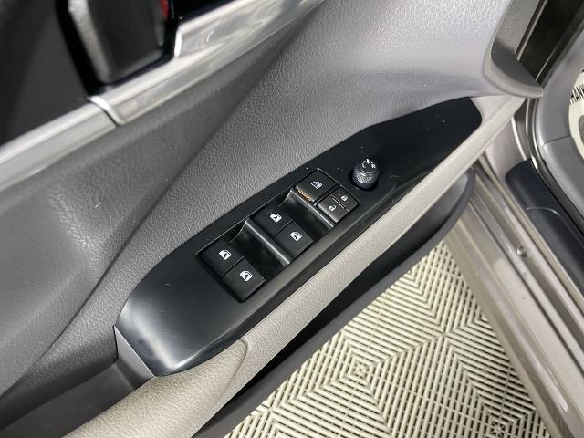 2020 Toyota Camry Vehicle Photo in GILBERT, AZ 85297-0402