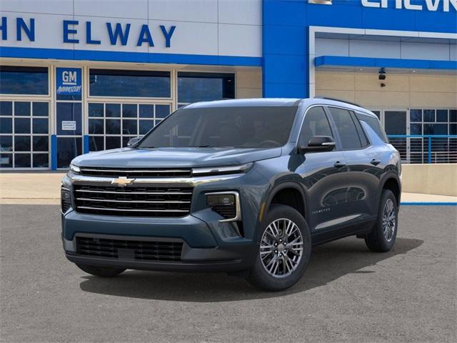 2025 Chevrolet Traverse Vehicle Photo in ENGLEWOOD, CO 80113-6708