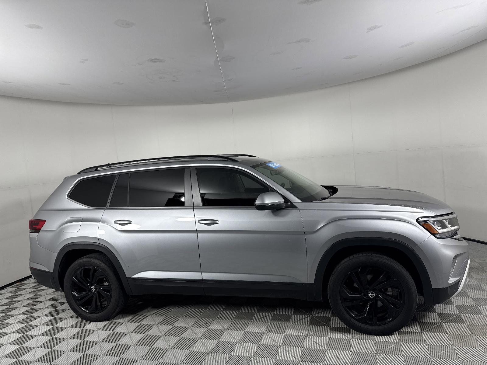 2023 Volkswagen Atlas Vehicle Photo in Georgetown, TX 78626
