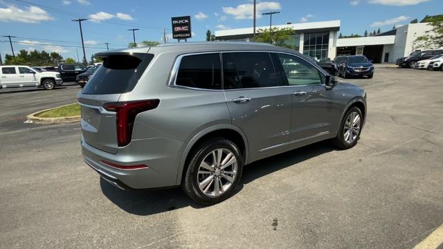 2024 Cadillac XT6 Vehicle Photo in WILLIAMSVILLE, NY 14221-2883