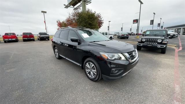 Used 2019 Nissan Pathfinder SL with VIN 5N1DR2MN6KC601936 for sale in Killeen, TX