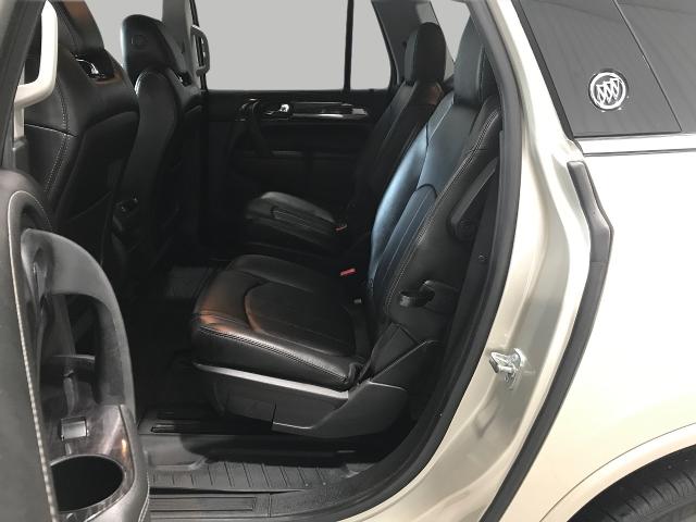 2017 Buick Enclave Vehicle Photo in GREEN BAY, WI 54303-3330