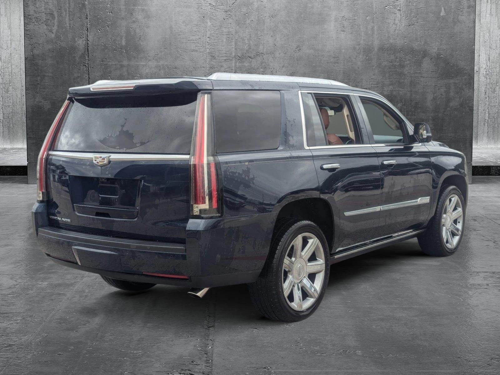 2018 Cadillac Escalade Vehicle Photo in Corpus Christi, TX 78415