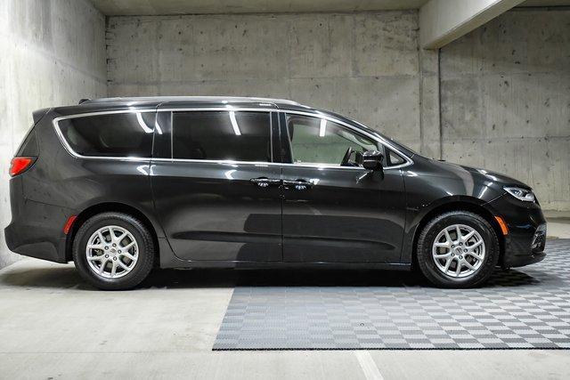 2022 Chrysler Pacifica Vehicle Photo in EVERETT, WA 98203-5662