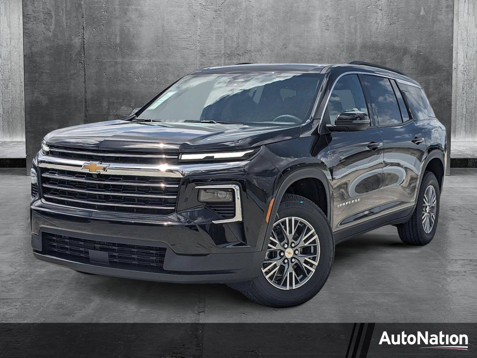 2025 Chevrolet Traverse Vehicle Photo in MIAMI, FL 33172-3015