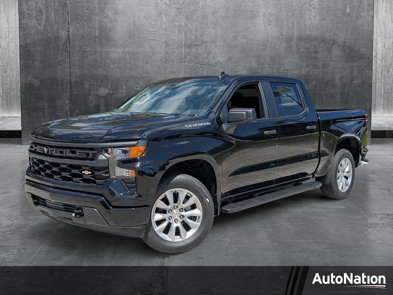 2025 Chevrolet Silverado 1500 Vehicle Photo in PEMBROKE PINES, FL 33024-6534