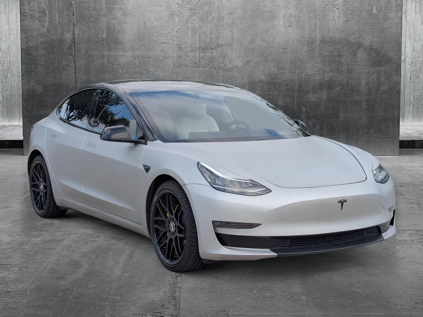 2020 Tesla Model 3 Vehicle Photo in Pembroke Pines , FL 33027