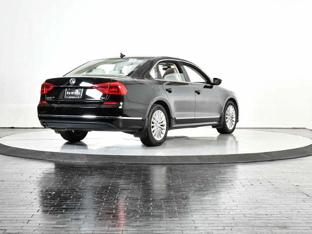 2016 Volkswagen Passat Vehicle Photo in DALLAS, TX 75235