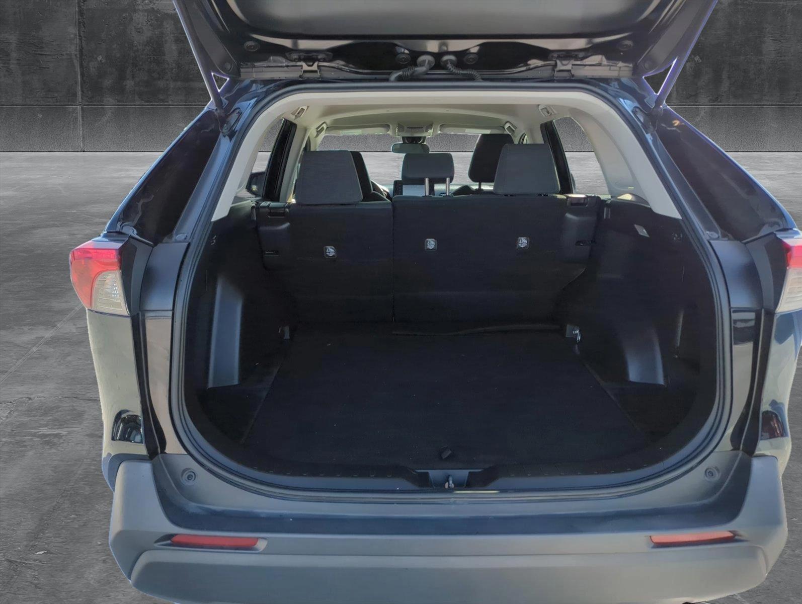 2021 Toyota RAV4 Vehicle Photo in Ft. Myers, FL 33907