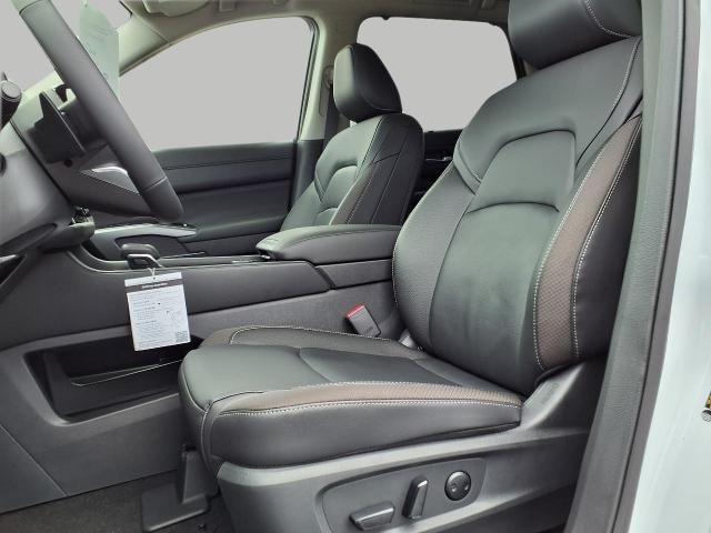 2025 Nissan Pathfinder Vehicle Photo in Oshkosh, WI 54904