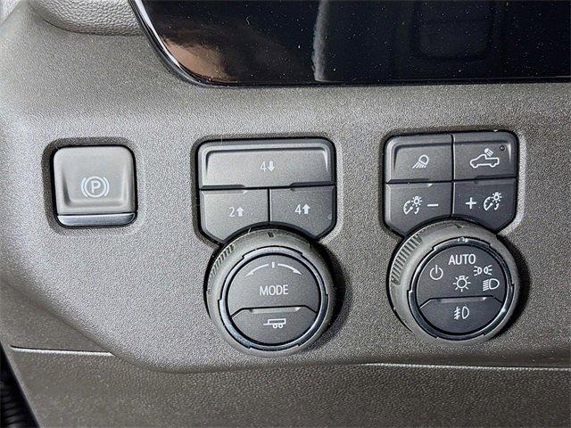 2025 Chevrolet Silverado 2500 HD Vehicle Photo in PUYALLUP, WA 98371-4149
