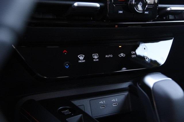 2025 Nissan Kicks Vehicle Photo in Hazelwood, MO 63042