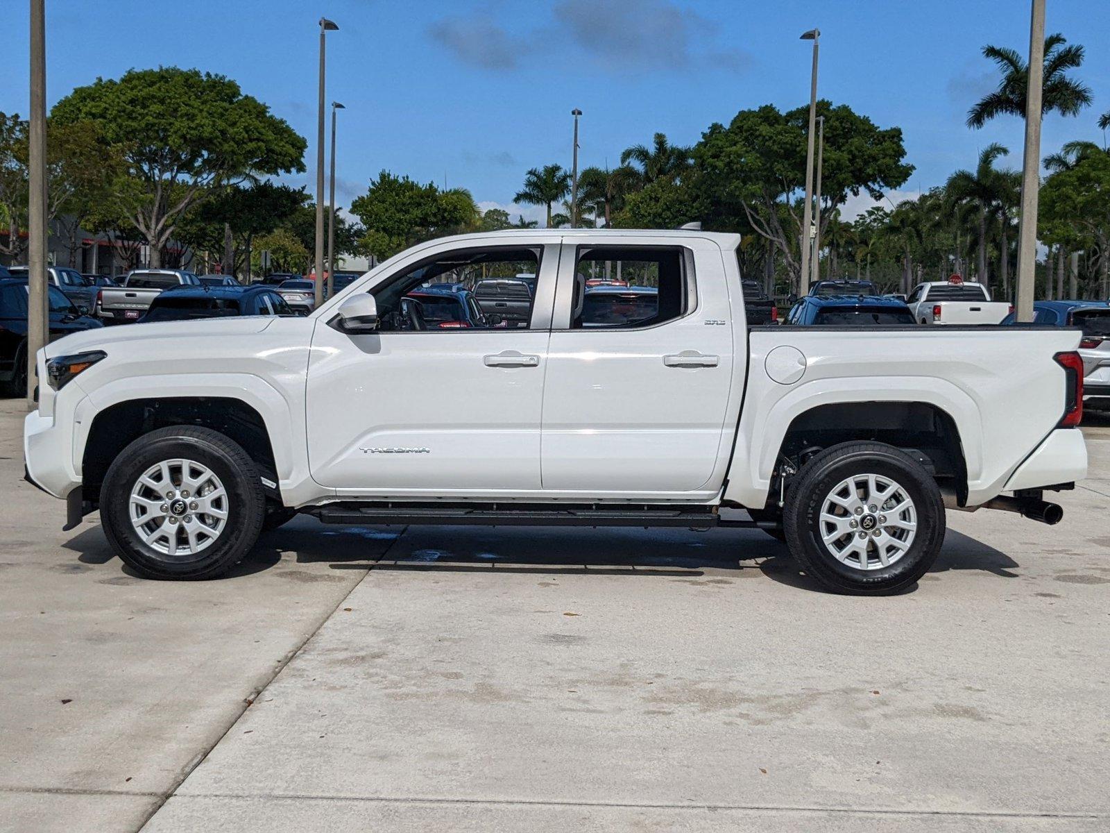 2024 Toyota Tacoma 2WD Vehicle Photo in Davie, FL 33331