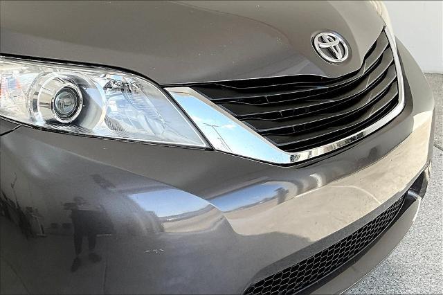 2011 Toyota Sienna Vehicle Photo in Grapevine, TX 76051