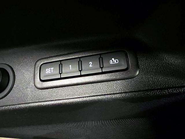 2022 Chevrolet Equinox Vehicle Photo in Roslyn, NY 11576
