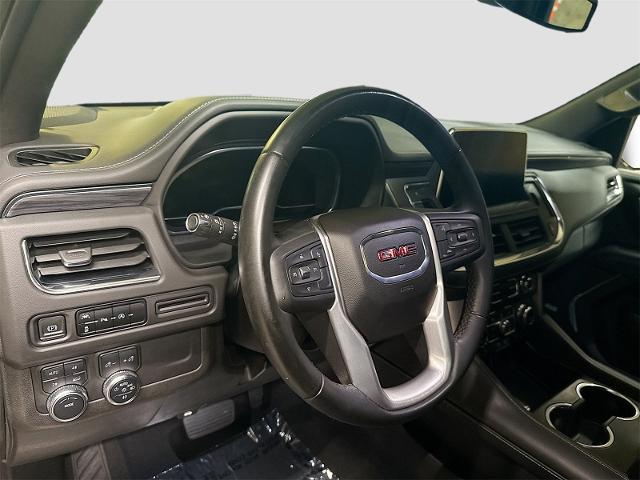 2023 GMC Yukon XL Vehicle Photo in EVERETT, WA 98203-5662