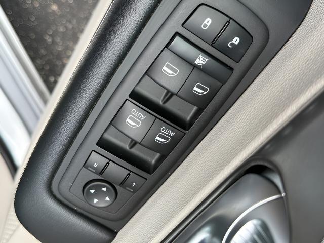 2023 Chrysler Pacifica Vehicle Photo in MIDDLETON, WI 53562-1492