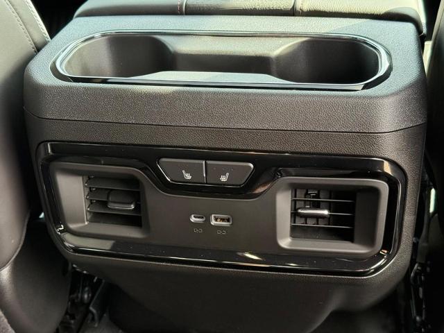 2025 GMC Sierra 2500 HD Vehicle Photo in COLUMBIA, MO 65203-3903
