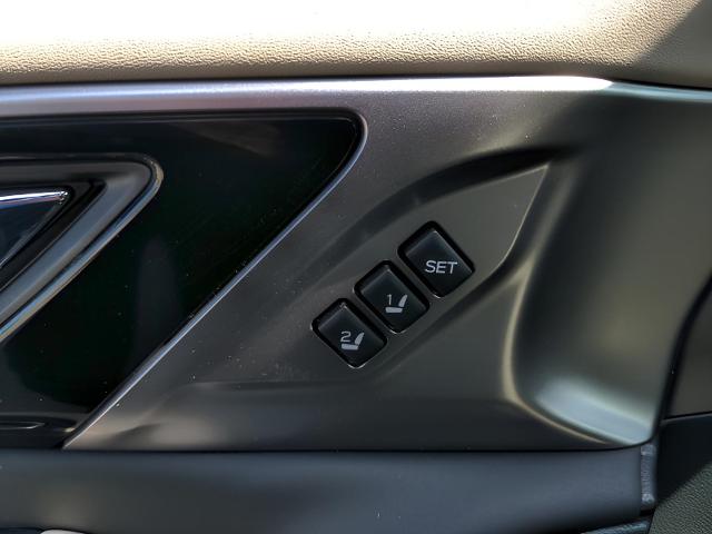 2025 Subaru Outback Vehicle Photo in Green Bay, WI 54304