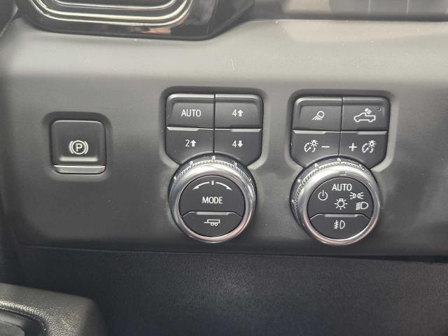 2024 GMC Sierra 2500 HD Vehicle Photo in DENTON, TX 76210-9321