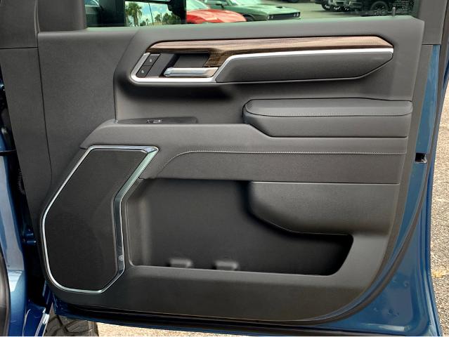 2025 Chevrolet Silverado 2500 HD Vehicle Photo in BEAUFORT, SC 29906-4218