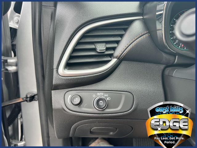 2022 Chevrolet Trax Vehicle Photo in Roslyn, NY 11576