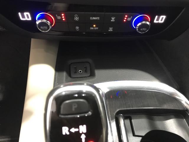 2018 Buick Enclave Vehicle Photo in GREEN BAY, WI 54303-3330