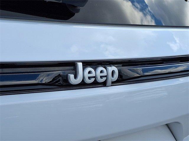 2024 Jeep Grand Cherokee Vehicle Photo in Willow Grove, PA 19090