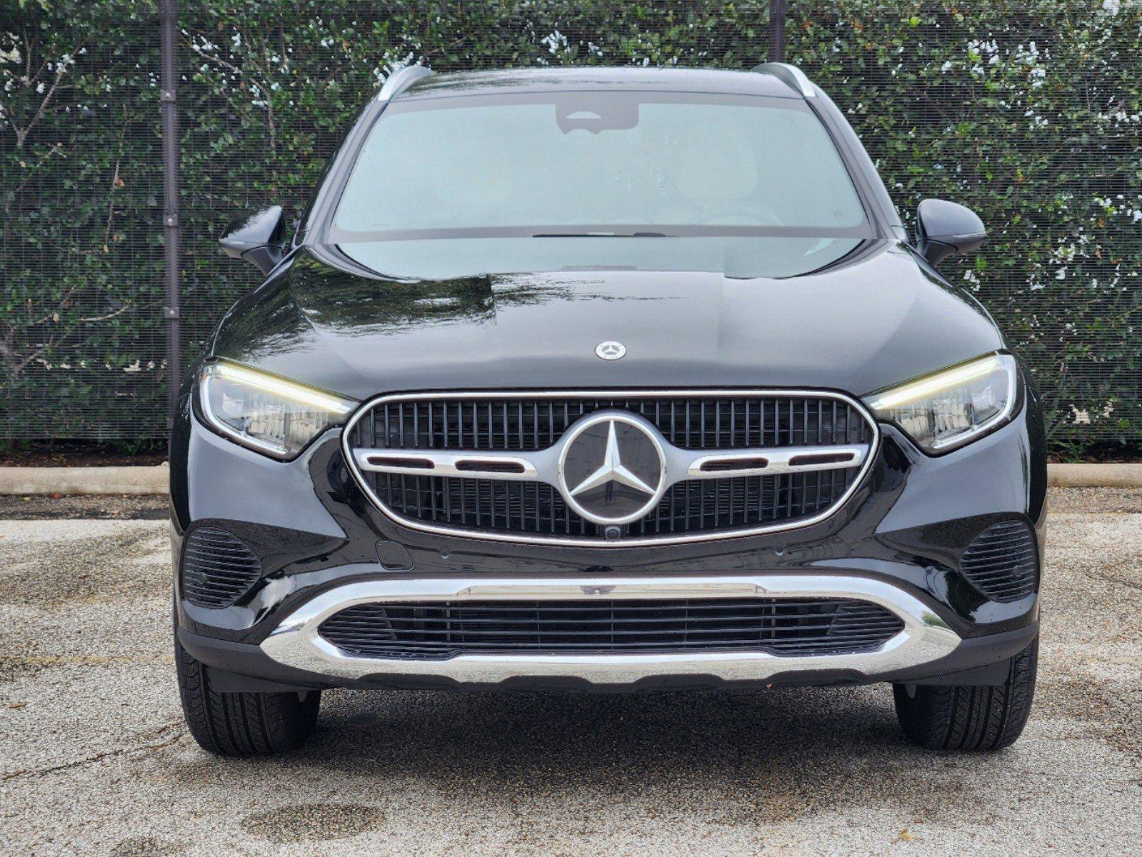 2025 Mercedes-Benz GLC Vehicle Photo in HOUSTON, TX 77079