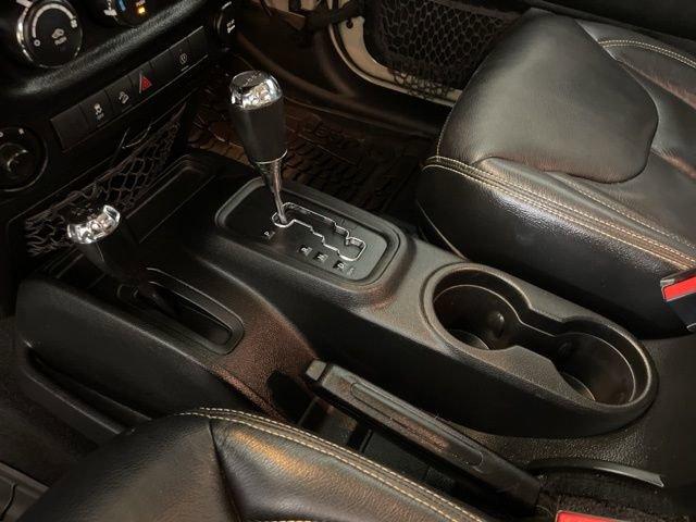 2018 Jeep Wrangler JK Unlimited Vehicle Photo in PHOENIX, AZ 85014-3381
